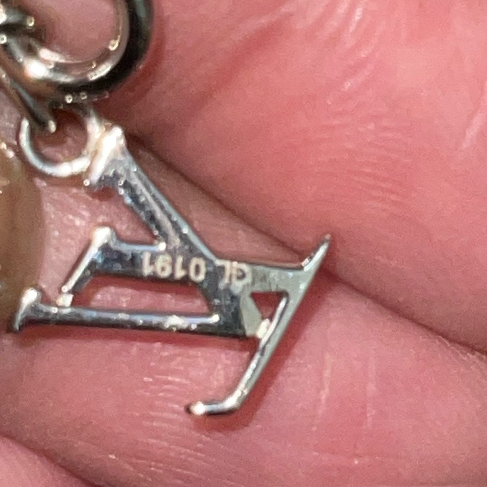 Louis Vuitton necklace excellent condition - Picture 4 of 8